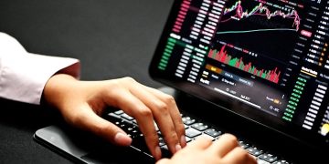 Trading Strategies: How Professionals Approach the Markets